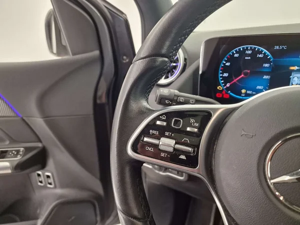 Mercedes-Benz B-Klasse (2021) — foto 5 van 18
