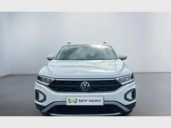 Volkswagen T-Roc (2022) — foto 23 van 29