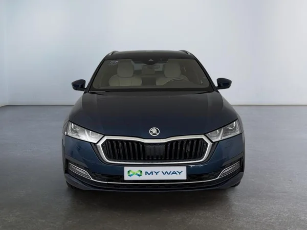 SKODA Octavia Combi (2023) — foto 11 van 17