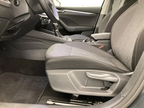 SKODA Octavia Combi (2021) — foto 15 van 36