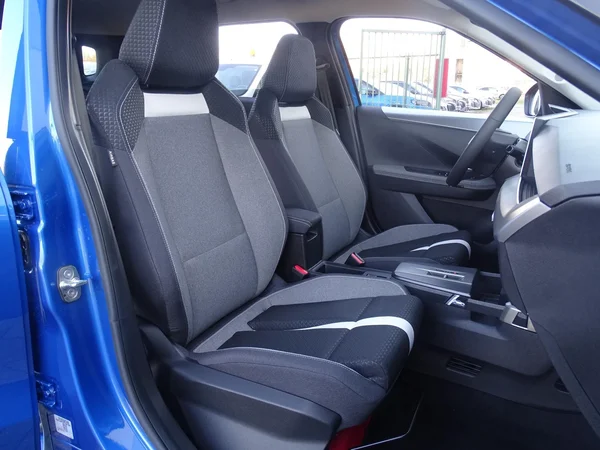 Opel Frontera (2025) — foto 2 van 23