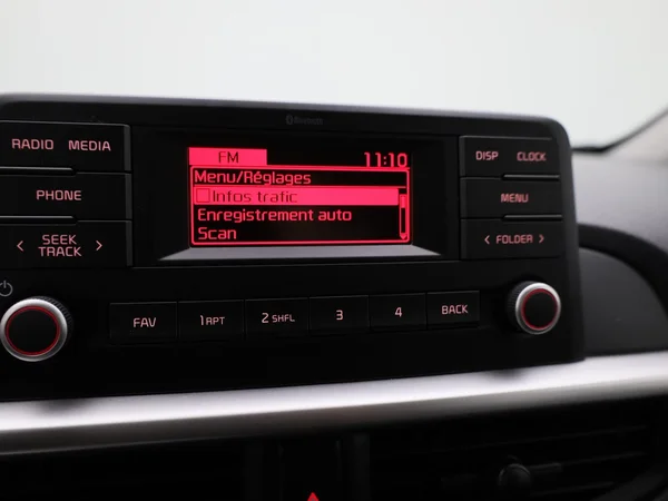Kia Picanto (2022) — foto 10 van 32