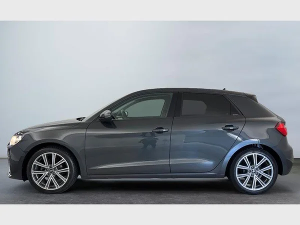 Audi A1 Sportback (2021) — foto 29 van 31