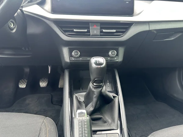 SKODA Kamiq (2021) — foto 16 van 24