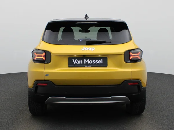 Jeep Avenger (2024) — foto 22 van 25