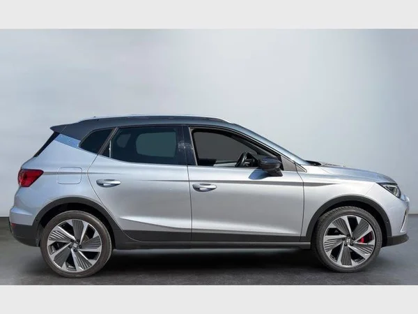 Seat Arona (2023) — foto 22 van 27