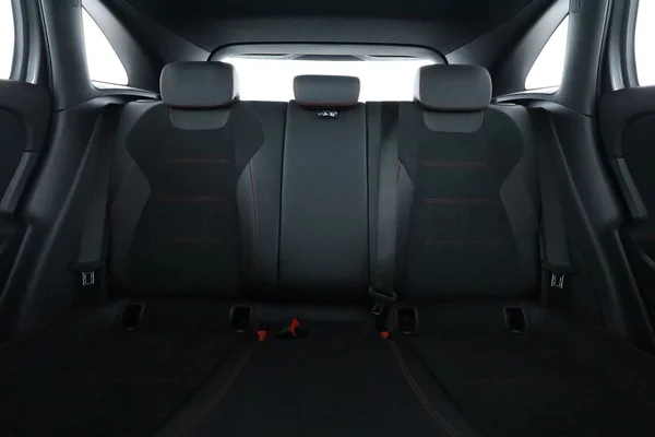 Mercedes-Benz GLA-Klasse (2022) — foto 6 van 16