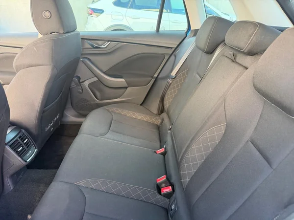 SKODA Kamiq (2022) — foto 16 van 20