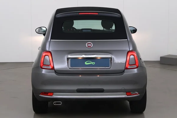 Fiat 500c (2023) — foto 11 van 16