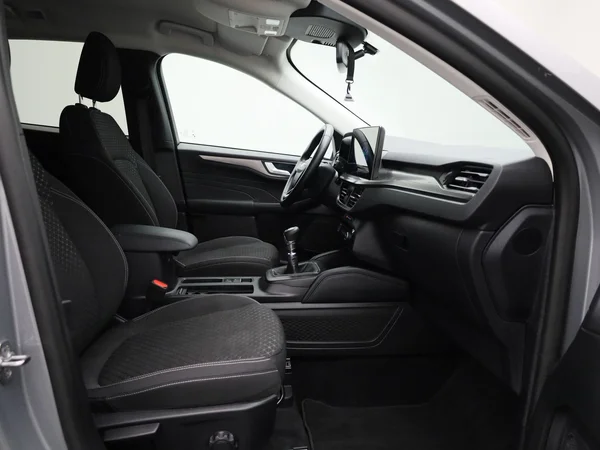 Ford Kuga (2025) — foto 25 van 38