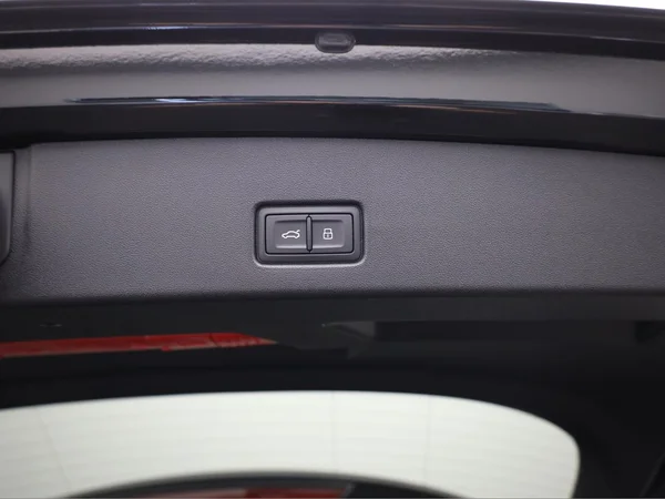 AUDI Q4 e-tron (2025) — foto 3 van 25