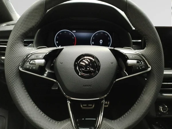 SKODA Scala (2024) — foto 4 van 21