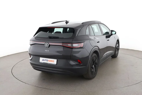 Volkswagen ID.4 (2023) — foto 12 van 16