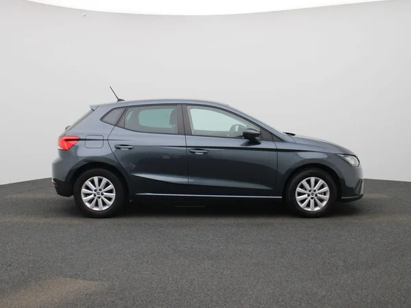 SEAT Ibiza (2023) — foto 35 van 38