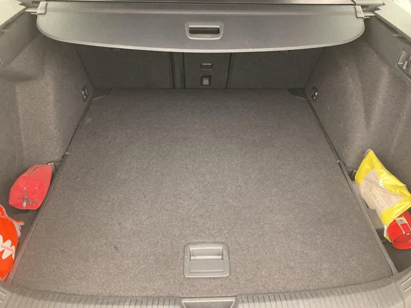 VOLKSWAGEN Golf Variant VIII (2021) — foto 18 van 36