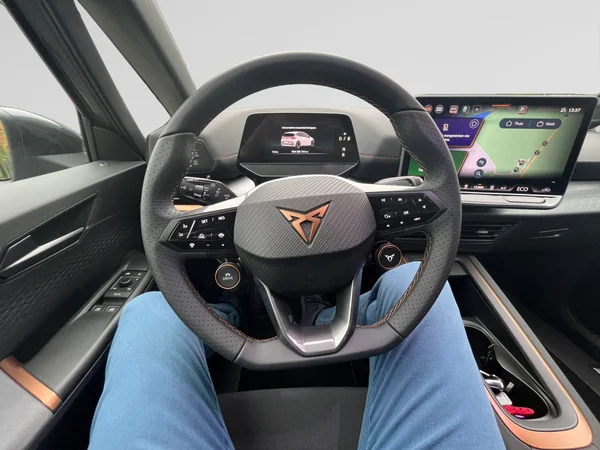 CUPRA Born (2025) — foto 7 van 24