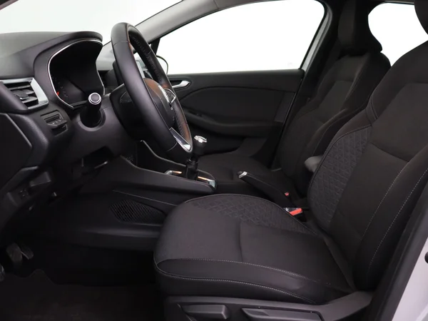 RENAULT Clio (2020) — foto 2 van 26