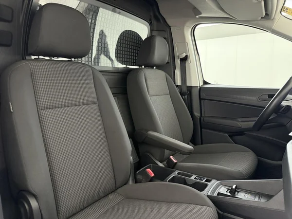 VOLKSWAGEN Caddy Maxi Cargo (2025) — foto 16 van 18