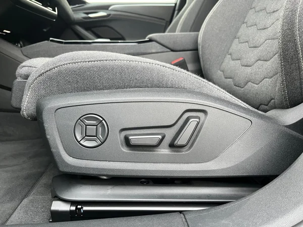 AUDI A6 Avant e-tron (2025) — foto 4 van 23
