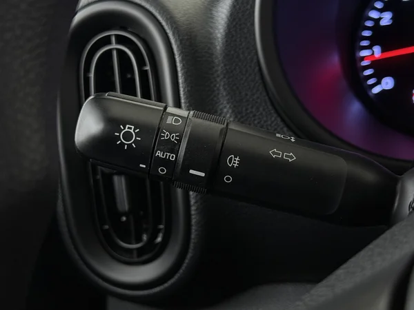 KIA Picanto (2021) — foto 13 van 23