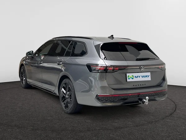 VOLKSWAGEN Passat Variant eHybrid (PHEV) (2025) — foto 8 van 15