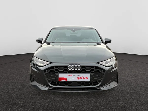 AUDI A3 Sportback (2024) — foto 9 van 16