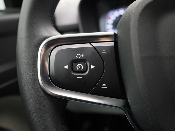 Volvo XC40 (2022) — foto 13 van 44