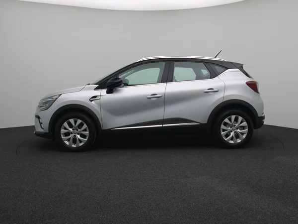 RENAULT Captur (2022) — foto 15 van 16