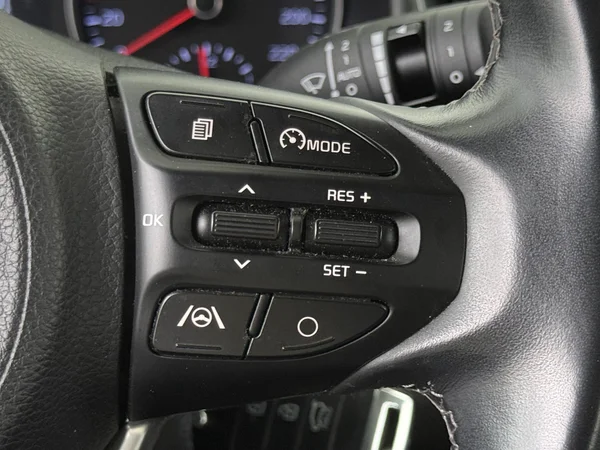 KIA Stonic (2021) — foto 9 van 25