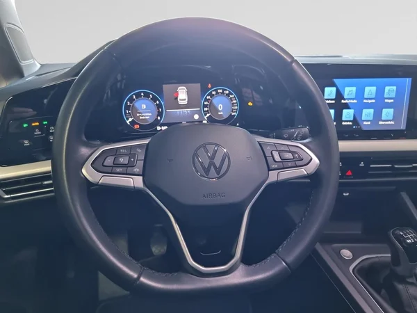 VOLKSWAGEN Golf VIII SW (2023) — foto 5 van 23
