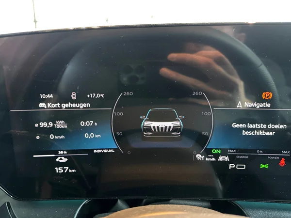 AUDI Q6 Sportback e-tron (2026) — foto 11 van 23
