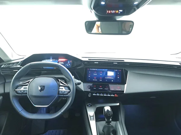 Peugeot 308 (2024) — foto 3 van 21
