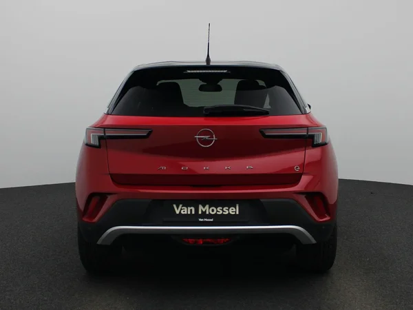 Opel Mokka-e (2022) — foto 32 van 36