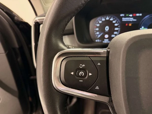 Volvo XC40 (2021) — foto 6 van 21