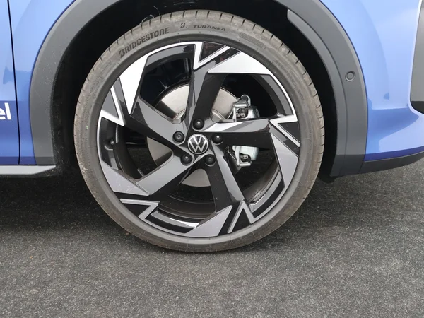 VOLKSWAGEN T-Roc (2025) — foto 21 van 23