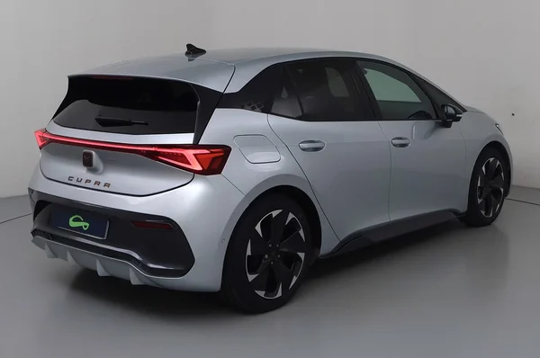CUPRA Born (2024) — foto 19 van 23