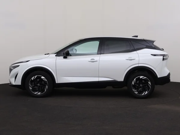NISSAN Qashqai (2025) — foto 12 van 30