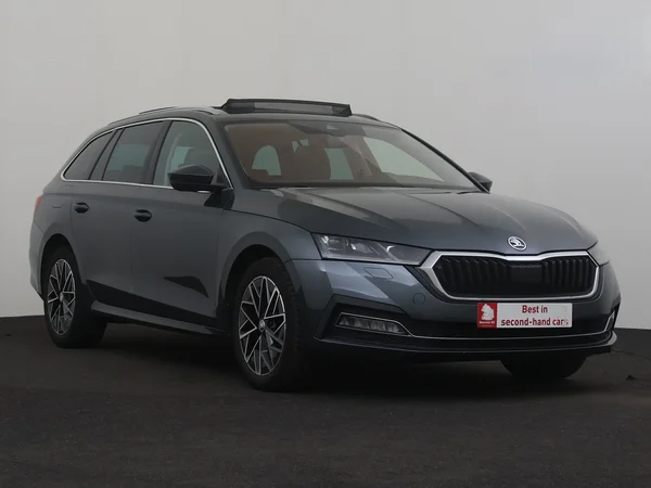 SKODA Octavia (2022) — foto 27 van 32