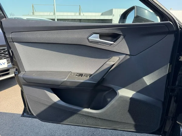 SEAT Leon (2025) — foto 8 van 24