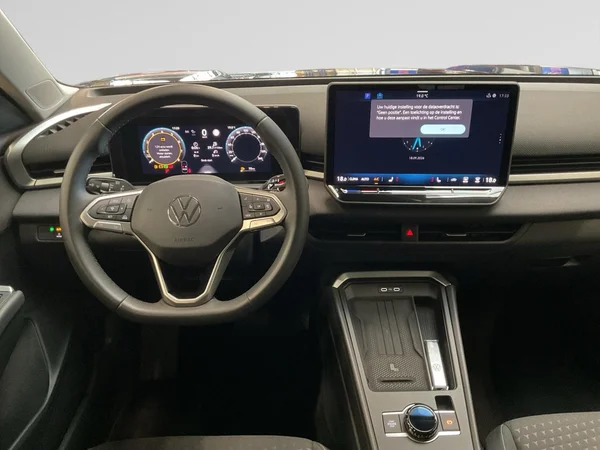 VOLKSWAGEN T-Roc (2025) — foto 2 van 22