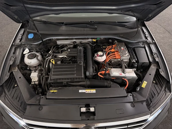 VOLKSWAGEN Passat Variant (2022) — foto 6 van 33
