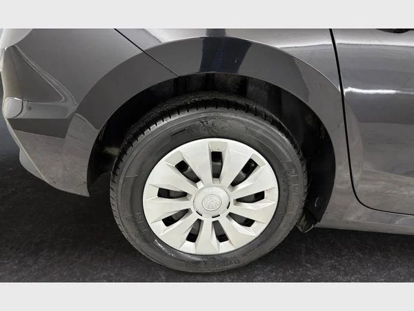 Skoda Fabia (2023) — foto 15 van 15