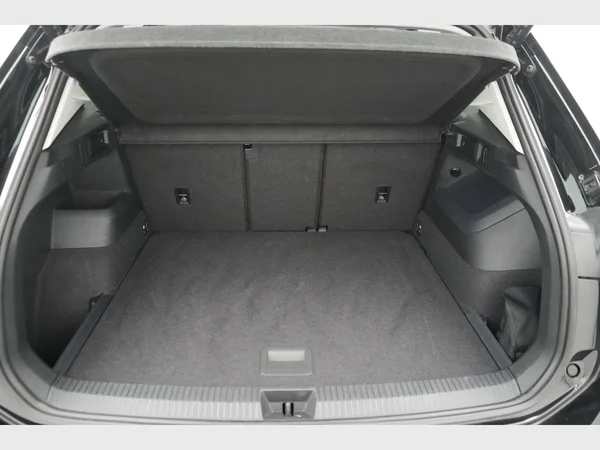 VOLKSWAGEN Tiguan (2025) — foto 17 van 31