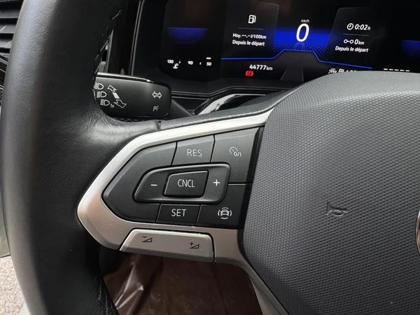 VOLKSWAGEN Polo (2023) — foto 15 van 15