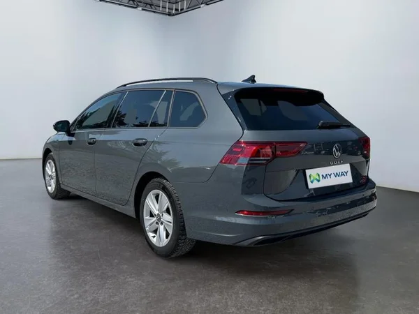 VOLKSWAGEN Golf VIII SW (2023) — foto 23 van 31