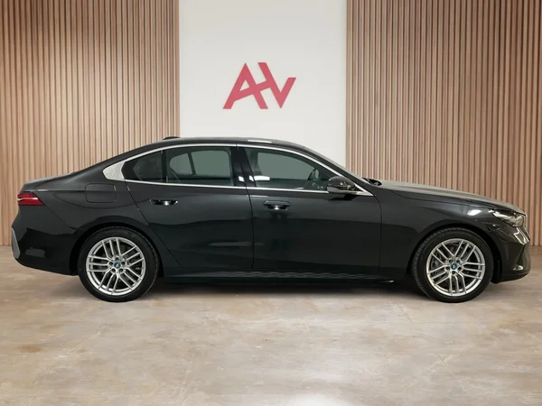 BMW i5 (2024) — foto 24 van 29
