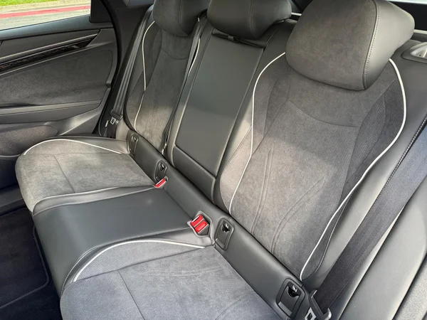 VOLKSWAGEN ID.7 Tourer (2026) — foto 8 van 18