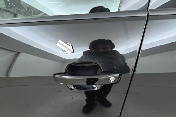 Audi Q2 (2017) — foto 11 van 25
