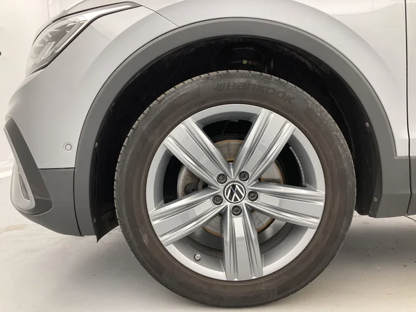 VOLKSWAGEN Tiguan Allspace (2021) — foto 24 van 36