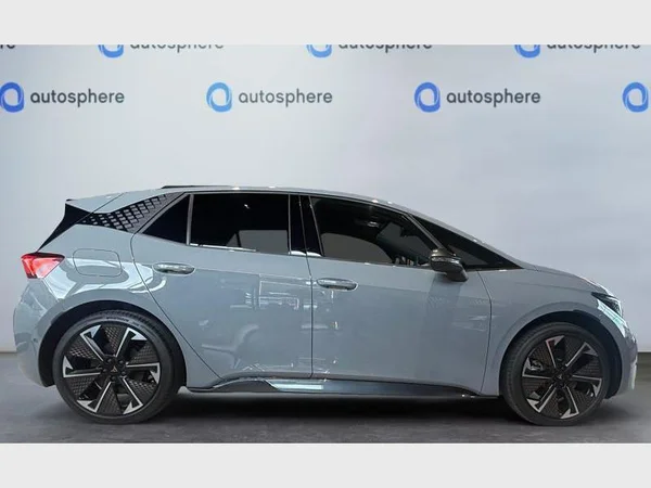 Cupra Born (2025) — foto 23 van 29